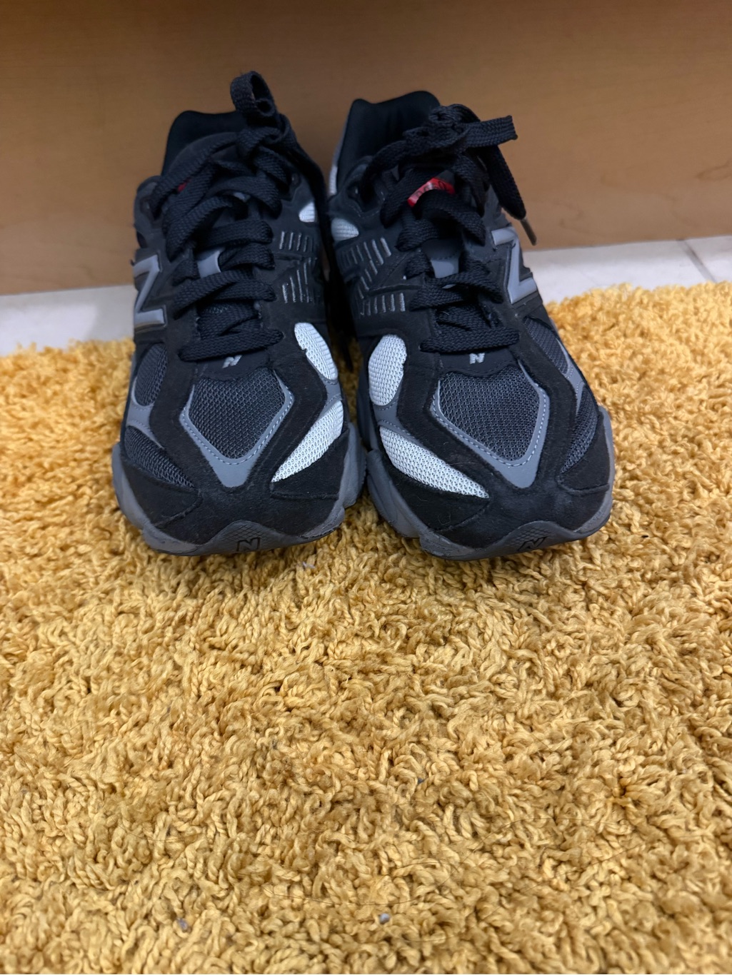 New Balance 9060